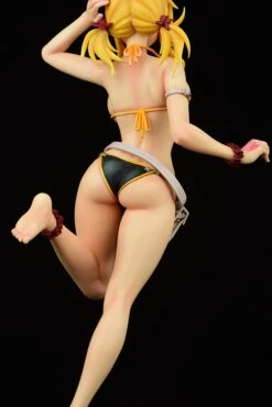 Lucy Heartfilia (Black Swimwear) -Toy Shop product image 3056
