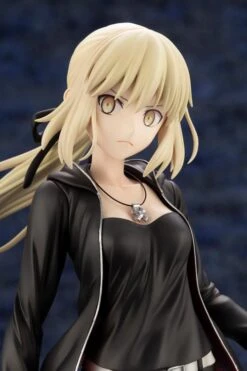 Saber Altria Pendragon (Alter) Casual Ver. -Toy Shop product image 3214