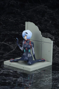 Rei Ayanami Plugsuit Ver. New Movie Edition (SALE) 13 Rei Ayanami Plugsuit Ver. New Movie Edition (SALE) -Toy Shop product image 3575