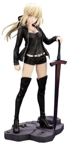 Saber Altria Pendragon (Alter) Casual Ver.